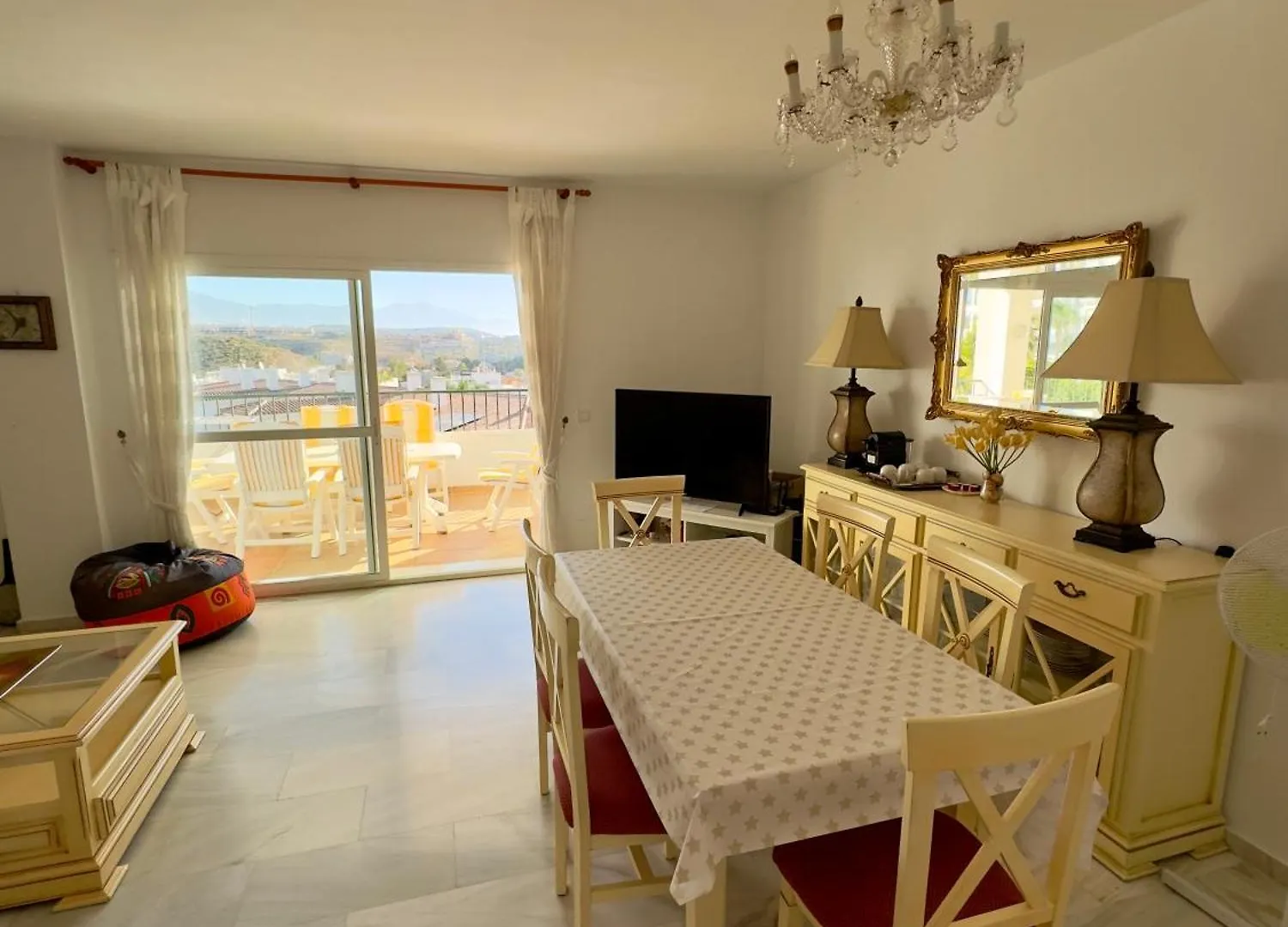 Apartamento Soleado En Miraflores Malaga Spain