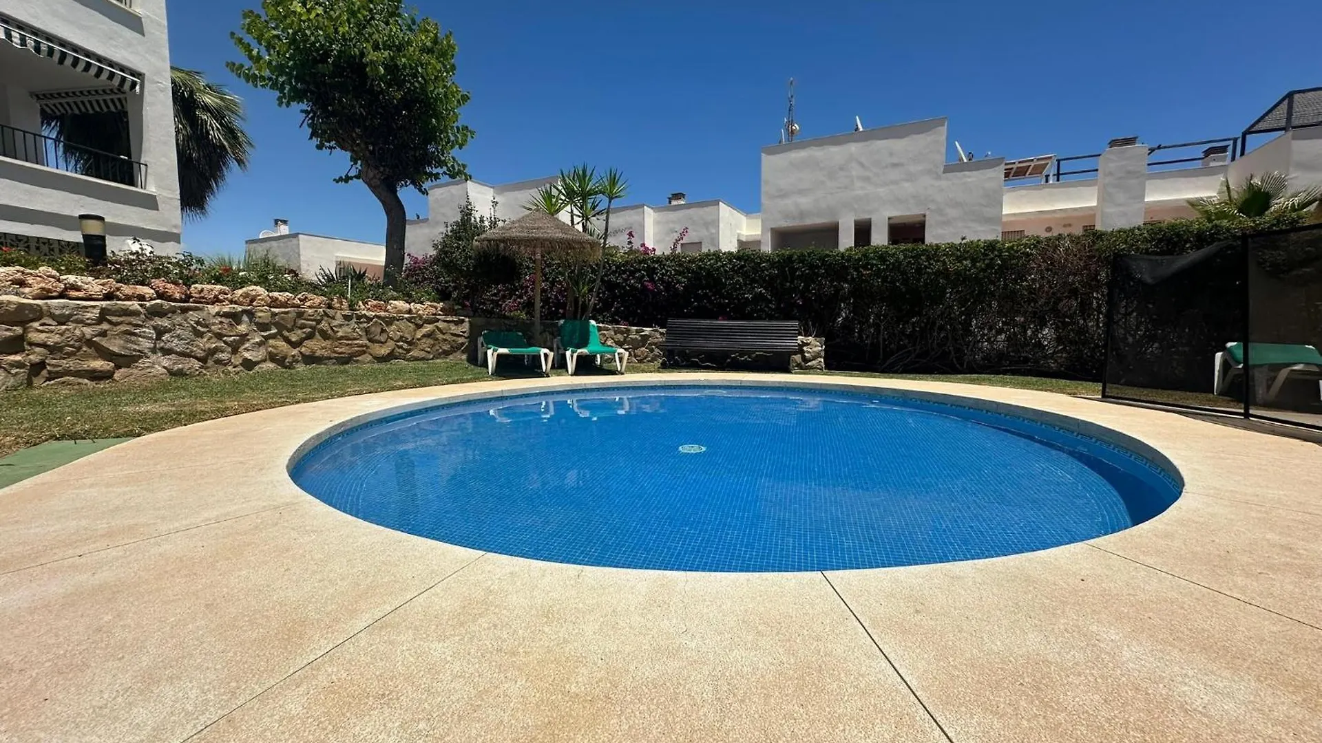 Apartamento Soleado En Miraflores Malaga 0*,  Spain